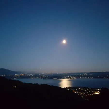 Magnolia Bb, Maggiore Couette-café