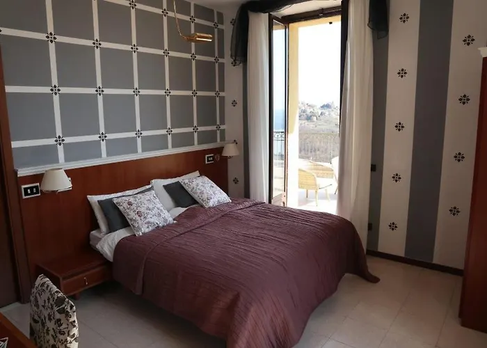 ベッド・アンド・ブレックファスト Magnolia Bb, Maggiore マッシーノ・ヴィスコンティ